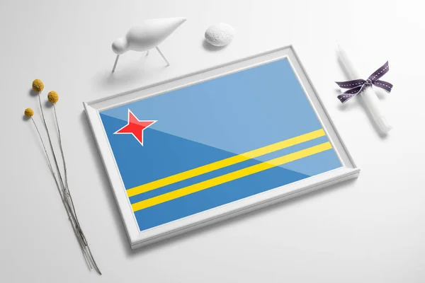 Bandera Aruba Marco Madera Sobre Mesa Blanco Concepto Suave Natural — Foto de Stock