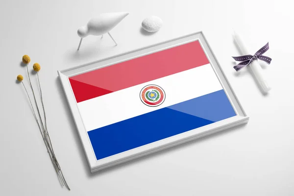 Парагвайский Флаг Деревянной Рамке Столе Белый Натуральный Мягкий Концепт Тема — стоковое фото