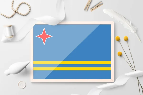 Flaga Aruba Drewnianej Ramie Białym Tle Twórczym Biały Motyw Pióro — Zdjęcie stockowe