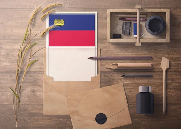Liechtenstein Meghívó Ünnepi Levél Koncepció Zászló Kézműves Papírral Borítékkal Retro — Stock Fotó