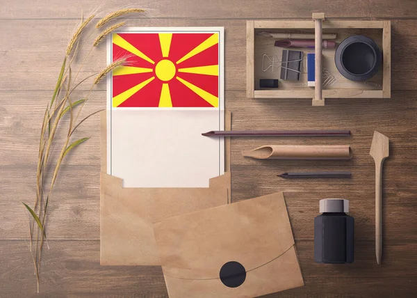 Macedonia Invitación Concepto Carta Celebración Bandera Con Papel Artesanal Sobre — Foto de Stock