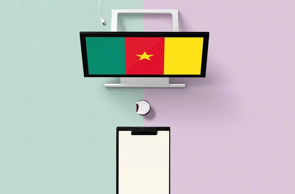 Bandera Nacional Camerún Pantalla Computadora Vista Superior Cupcake Papel Nota — Foto de Stock