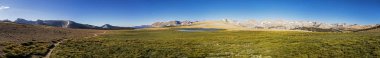 A panoramic view of Bighorn Plateau, Sequoia National Park, California. clipart