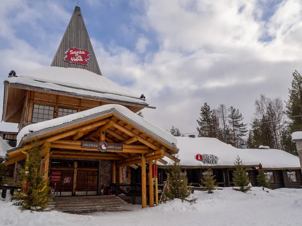 Noel Baba 'nın evi, Rovaniemi Finlandiya yakınlarındaki Noel Baba köyü.
