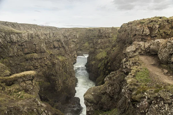 Kolugljufur-Schlucht — Stockfoto