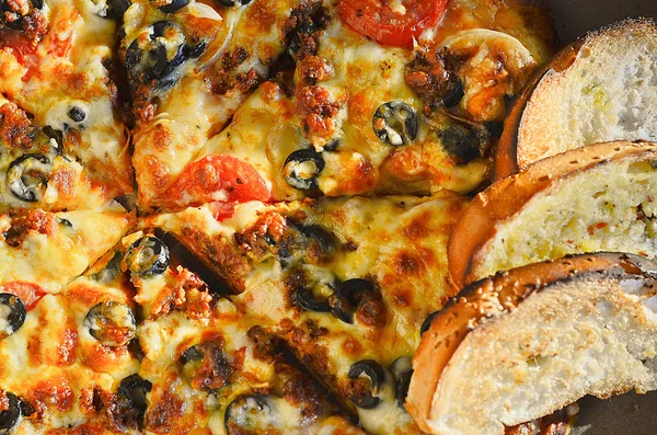 Sarımsaklı ekmek Pizza tabanı ahşap