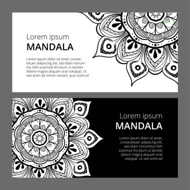 Hint çiçek desenli madalyon afiş. Etnik Mandala süsleme. Tekstil, tebrik kartı, boyama kitabı, telefon durumda yazdırma için kullanılabilir.