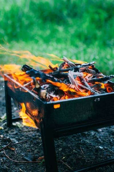 Small Folding Portable Brazier Filled Burning Wood Cooking Grill Safe — Stock Photo, Image