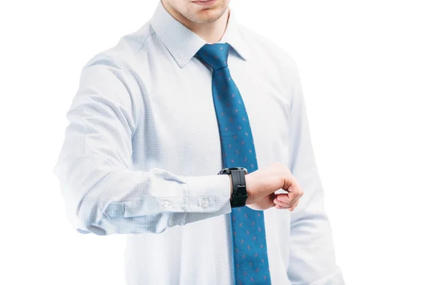 Facet Jasnej Koszuli Krawatem Białym Tle Patrzy Zegarek — Zdjęcie stockowe