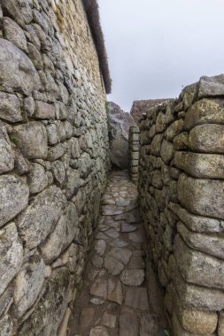 Inca adımları aşağıdaki birkaç ünlü seyahat hedef içindeki caddeler yollar içinde: Machu Picchu Kalesi İnka İmparatorluğu Andes kayıp şehir, sadece inanılmaz bir temsilidir sisli bir günde