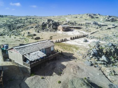 Atacama Çölü sahil bölgesinde Jeoloji inanılmaz kum oluşumları ve kıvrımlar yeryüzünde, Caldera, Lahey, Şili kıyı evleri için inanılmaz bir manzara bir havadan görünümü