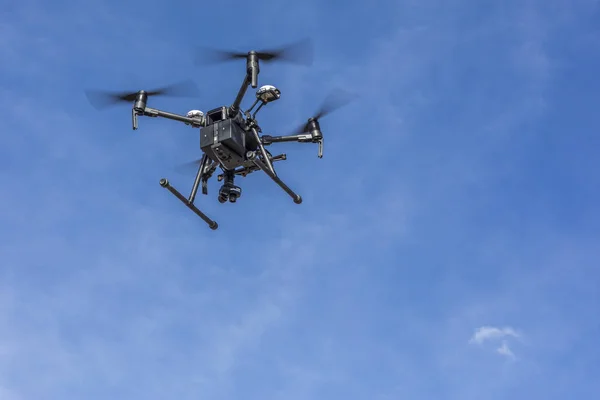 Drone Volando Trabajando Para Ortofoto Análisis Térmico Plantas Fotovoltaicas Con —  Fotos de Stock