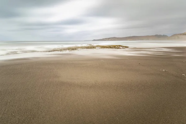 Idyllic Scenery Matanzas Beach Waves Coming Pacific Ocean Illuminated Moody — Stock Photo, Image