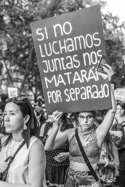 Lidé Nesoucí Známky Protestující Během Dne Žen Santiagu Chile Město — Stock fotografie