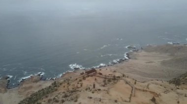 Atacama, dünyanın en kurak çölü hala içinde yaşam var, Pan de Azucar Milli Parkı'nda atacama'da denizden gelen nemle yaşamın nasıl büyüdüğünün inanılmaz bir temsili var.