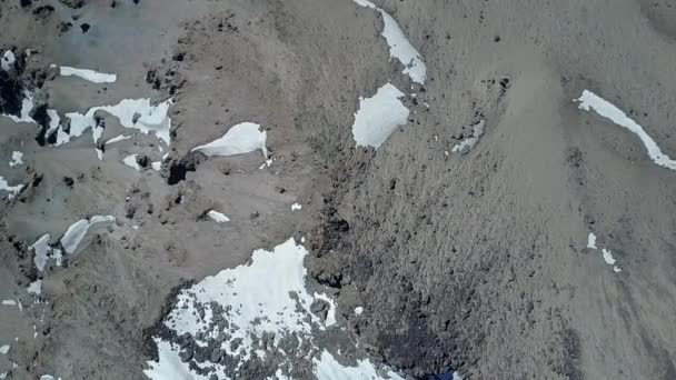 Veduta Aerea Sopraelevata Ande Montagne Cime Trame Del Terreno Durante — Video Stock