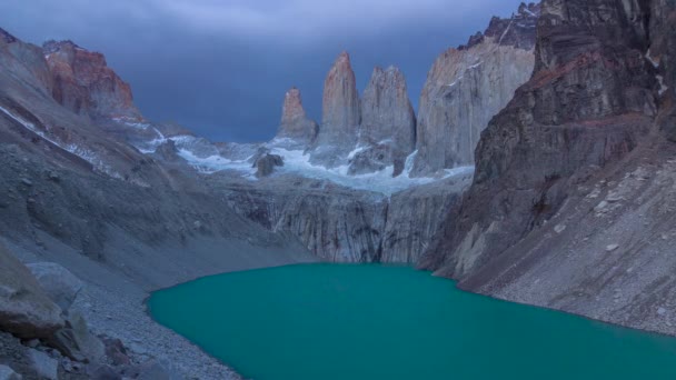 Increíbles Montañas Torres Del Paine Transcurren Desde Amanecer Hasta Amanecer — Vídeo de stock