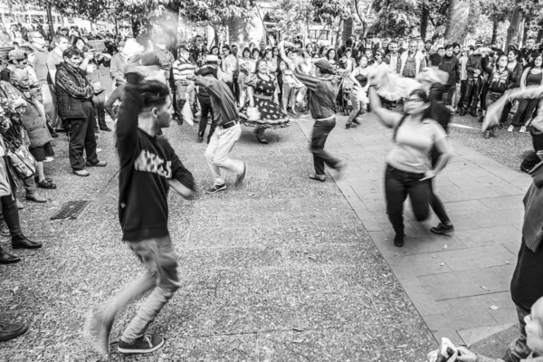 Santiago Chile País Chile Mayo 2017 Bailarines Típicos Cueca Danza —  Fotos de Stock