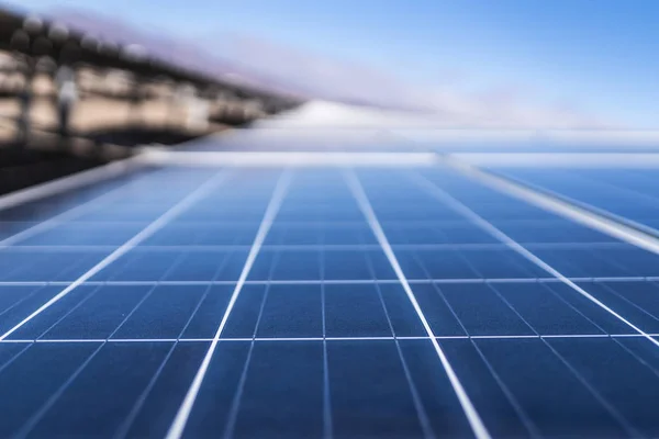 Paneles Energía Solar Vista Patrón Azul Tecnología Agradable Las Tierras — Foto de Stock