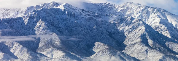 Snötäckta Toppmöten Centrala Andes Berg Och Fantastiska Snöiga Robusta Landskap — Stockfoto