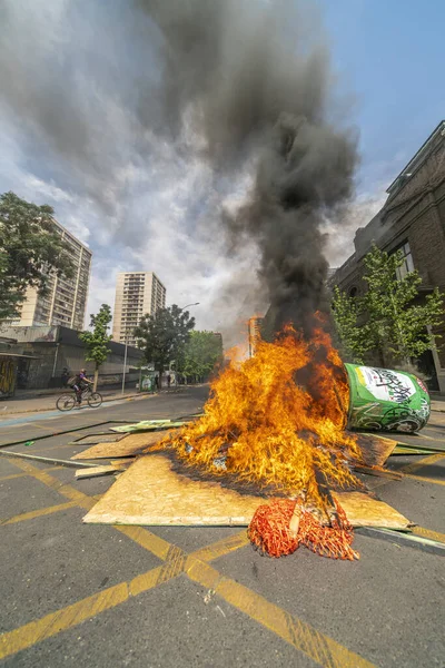 Des Gens Préparent Des Barricades Dans Les Rues Santiago Émeutes — Photo