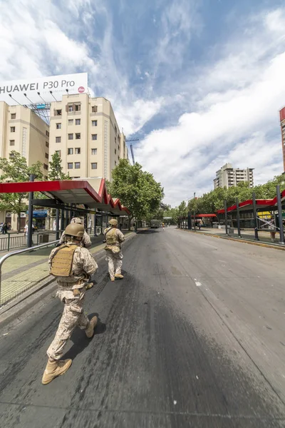 Katonák Santiago Utcáin Legutóbbi 2019 Októberi Chilei Zavargások Idején Mint — Stock Fotó