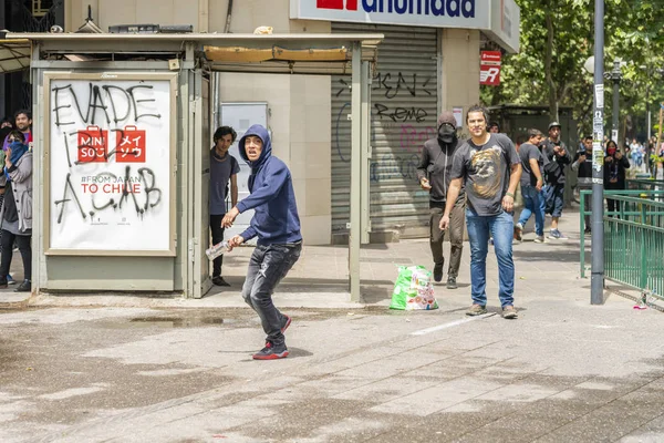 Összecsapások Rendőrség Tüntetők Között Santiago Város Utcáin Legutóbbi 2019 Októberi — Stock Fotó