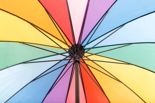 Sous Parapluie Coloré Fond Arc Ciel — Photo