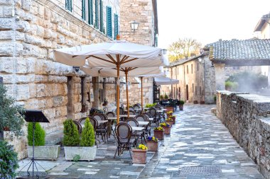 Bagno Vignoni, kasaba için sıcak su yaylar, Tuscany ünlü caddede