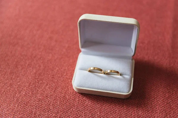 Two Gold Wedding Rings Box — Stock Photo, Image