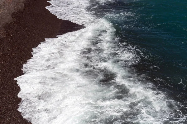 화산 해변의 파도 — 스톡 사진