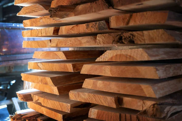 Стопки Деревянных Досок Деревообрабатывающей Мастерской Столярные Работы — стоковое фото