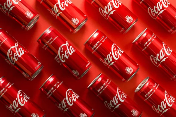 Lvov Ukrajina Ledna 2018 Detail Sklenice Nápoje Coca Cola Leží — Stock fotografie