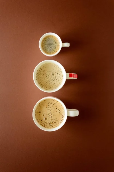 Различные Сорта Кофе Поздно Капучино Эспрессо Коричневом Фоне Вид Сверху — стоковое фото