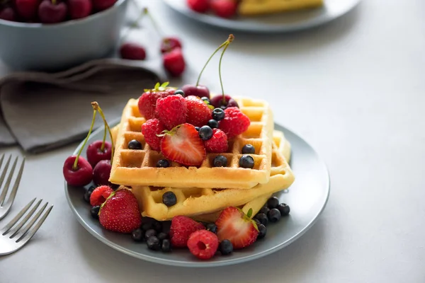 Homemade Belgian Waffles Berries Gray Table Healthy Breakfast Concept — Stock Photo, Image