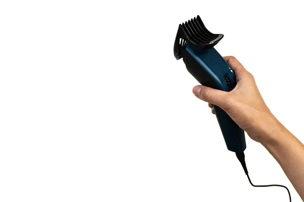 Hand Hält Elektrischen Haarschneider Isoliert Auf Weißem Hintergrund Kopierraum — Stockfoto