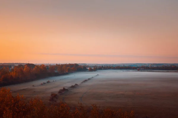 Gündoğumunda Manzaralı Sonbahar Manzarası Kırsal Bölgede Hava Manzarası Renkli Sonbahar — Stok fotoğraf