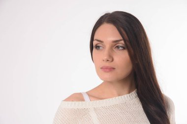 Duygusal olarak poz izole arka plan üzerinde beyaz caucausian kız