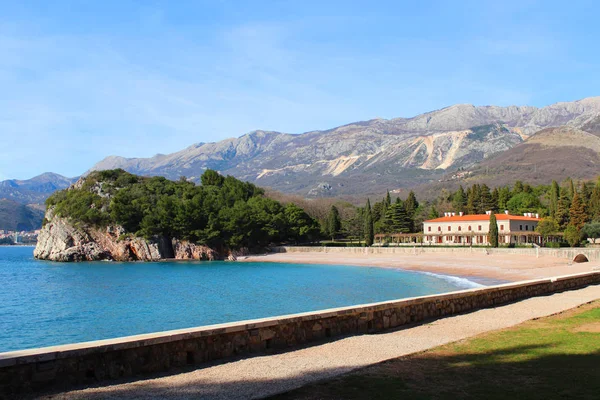 Karadağ Sveti Stefan Beach — Stok fotoğraf