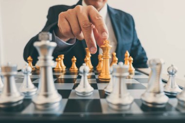 İşadamı liderlik iskambil satranç ve düşünme strateji planlamak kazasında devirmek hakkında karşı takım ve geliştirme çözümlemek için başarılı Corporate.