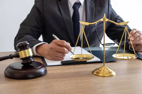 Juridische Wet Advies Justitie Concept Counselor Advocaat Notaris Bezig Met — Stockfoto