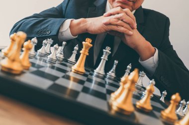 İşadamı liderlik iskambil satranç ve düşünme strateji planlamak kazasında devirmek hakkında karşı takım ve geliştirme çözümlemek için başarılı Corporate.