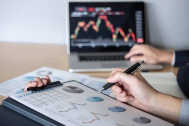 İş takım yatırım ticaret proje planlama toplantısı 