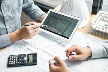 Bir plan tartışmaya mimar veya inşaat mühendislik ve