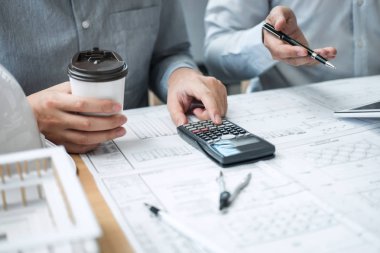 Bir plan tartışmaya mimar veya inşaat mühendislik ve