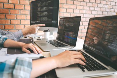 Professional Developer programcı işbirliği toplantısı ve beyin