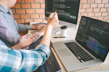 Professional Developer programcı işbirliği toplantısı ve beyin