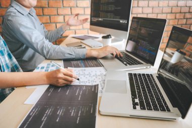 Professional Developer programcı işbirliği toplantısı ekibinin bir