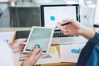 Takım arkadaşları işin birlikte, iş muhabbet wi