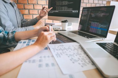 Professional Developer programcı işbirliği toplantısı ekibinin bir